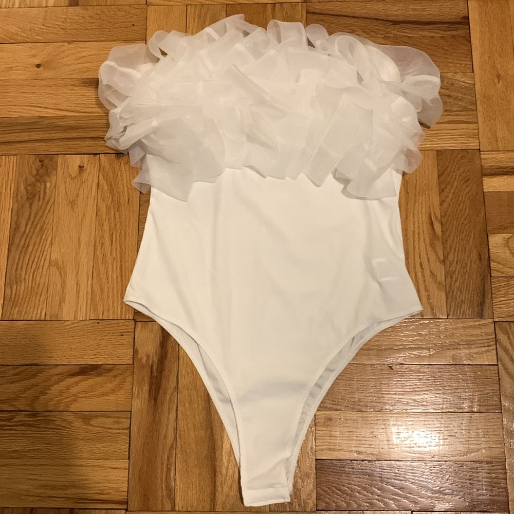 Brand New Strapless Bodysuit - Picture 3 of 9